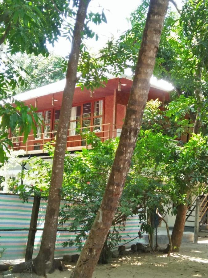 Coconut Garden Apartment Cherai Beach Exterior photo